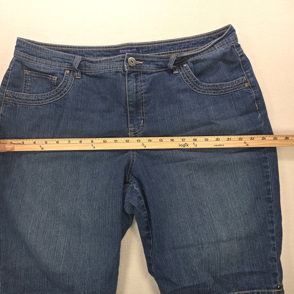 Bandolino Jeans Brady Denim Bermuda Shorts Blue Medium Wash Womens 18W - Picture 5 of 12